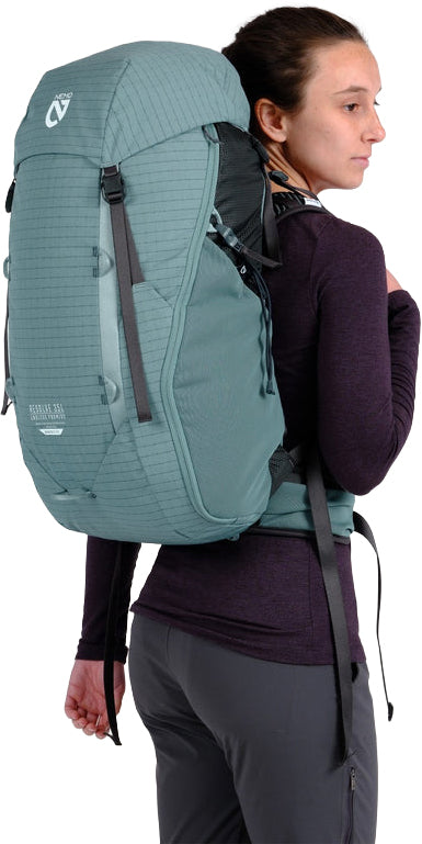 Resolve Pack - 35L - Women's