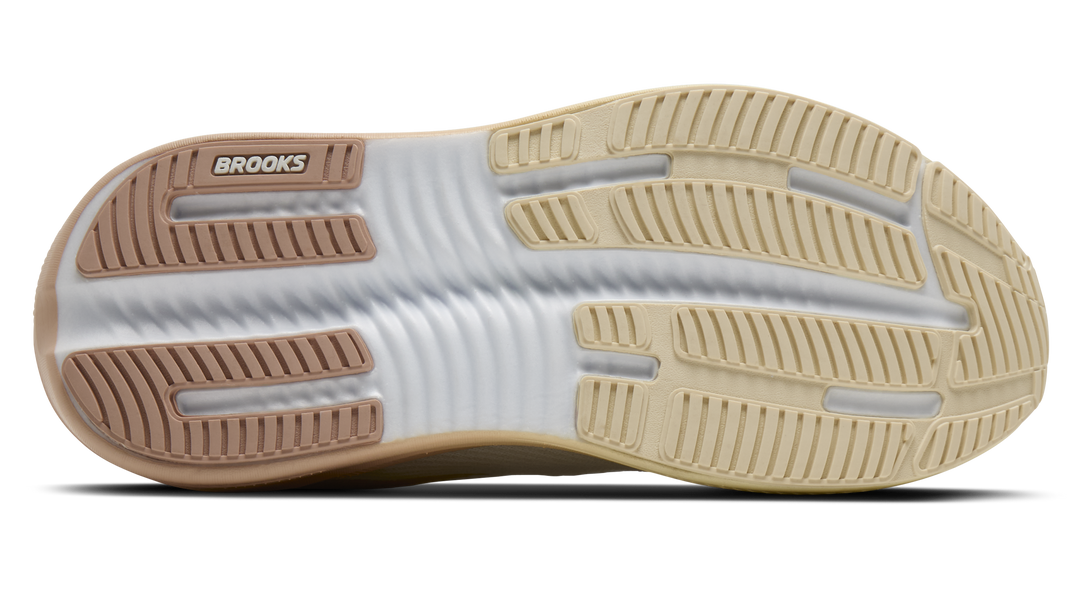 Ghost Max 4 (Available in Wide Widths) - Women's