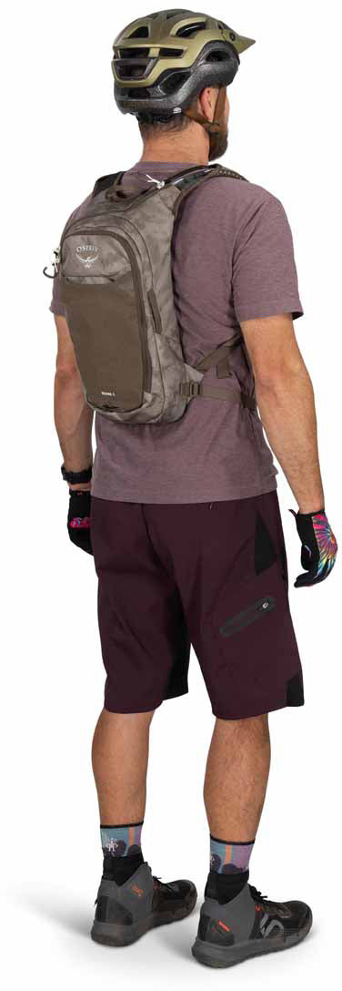 Berm 8 Bike Hydration Pack - 8L