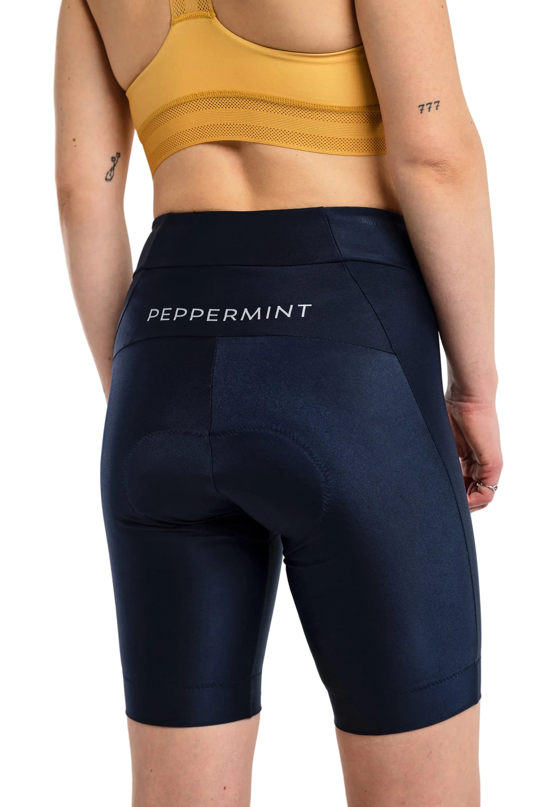 Classic Shorts - Women's