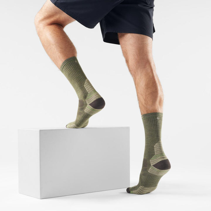Performance Hike Targeted Cushion Crew Socks - Men's
