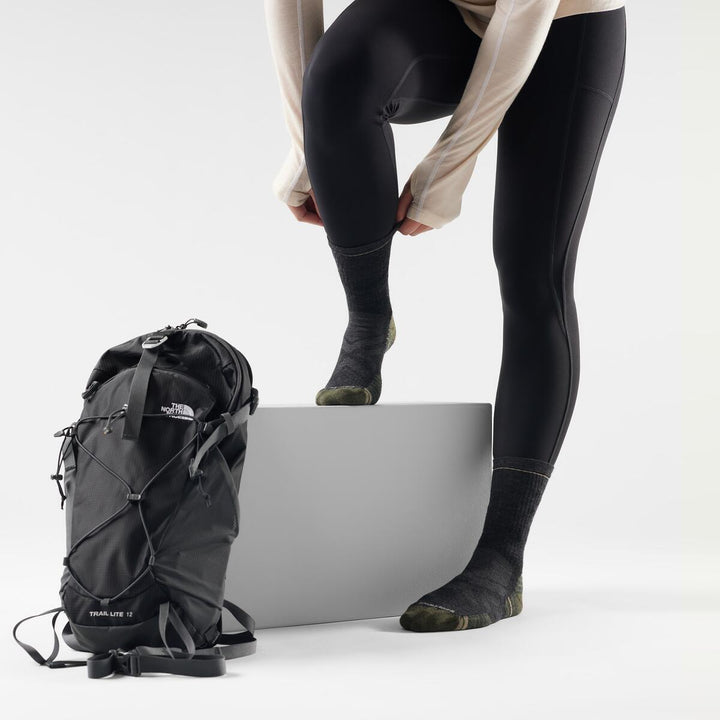 Performance Hike Targeted Cushion Mid Crew Socks - Men's