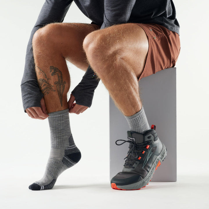 Performance Hike Targeted Cushion Mid Crew Socks - Men's