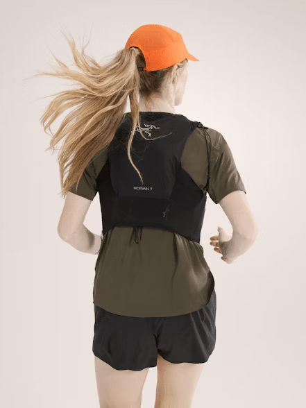 Norvan 7 Hydration Vest with Flasks (7L) - Women's