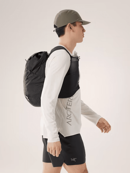 Norvan 14 Hydration Vest with Flasks (14L) Unisex – Bushtukah