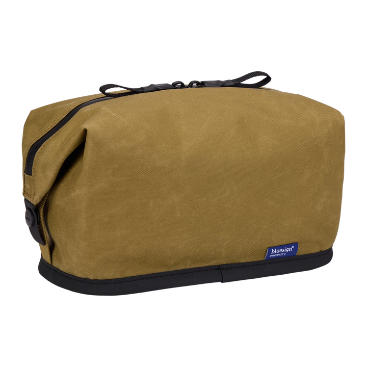 Aion Toiletry Bag