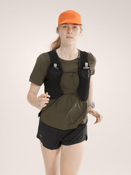 Norvan 7 Hydration Vest with Flasks (7L) - Women's – Bushtukah Norvan 7 Hydration Vest with Flasks (7L) - Women's – Bushtukah